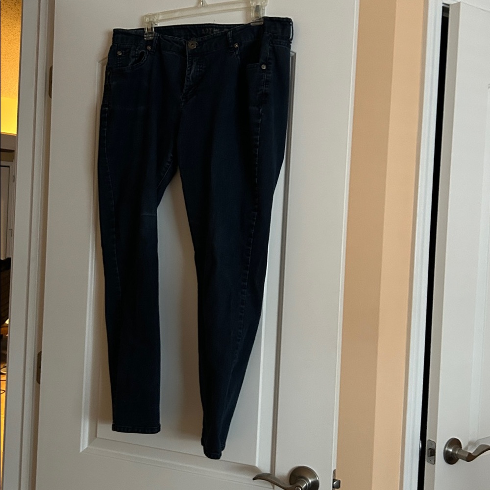 Apt. 9 Women's Deep Navy Skinny Jeans